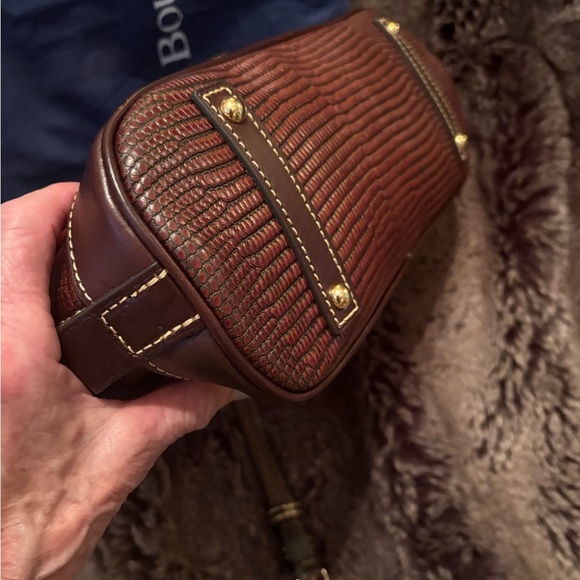Dooney & Bourke Textured Brown Leather Bag and Wallet - Picture 8 of 12